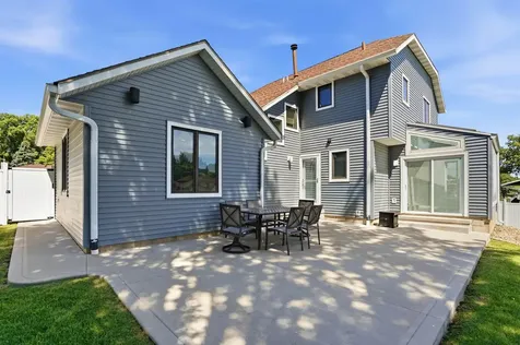 905 Nancy Road Waterloo IA 50702