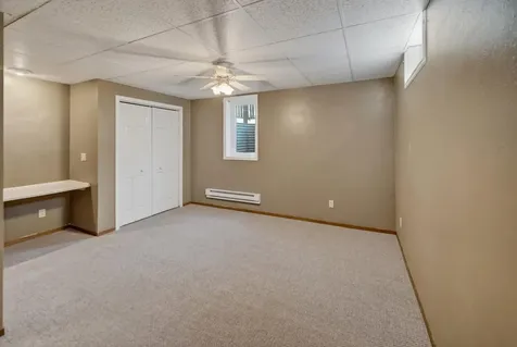 206 Spruce Hills Drive Cedar Falls IA 50613