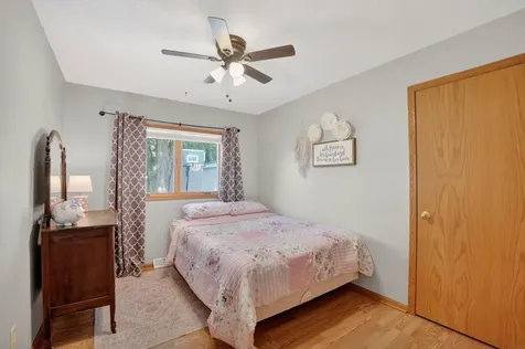 2138 Casper Avenue Waterloo IA 50701