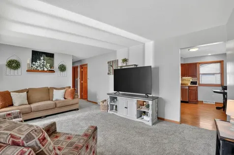 2138 Casper Avenue Waterloo IA 50701