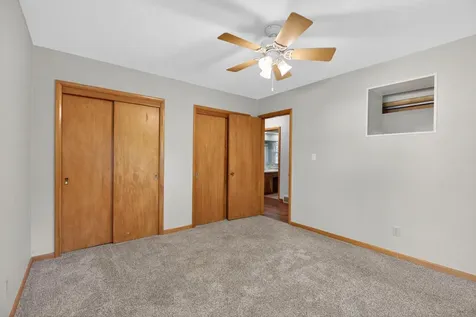 443 S Hackett Road Waterloo IA 50701