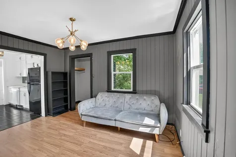 141 Stewart Avenue Waterloo IA 50701
