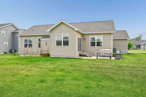 1115 Partridge Lane Waterloo IA 50701