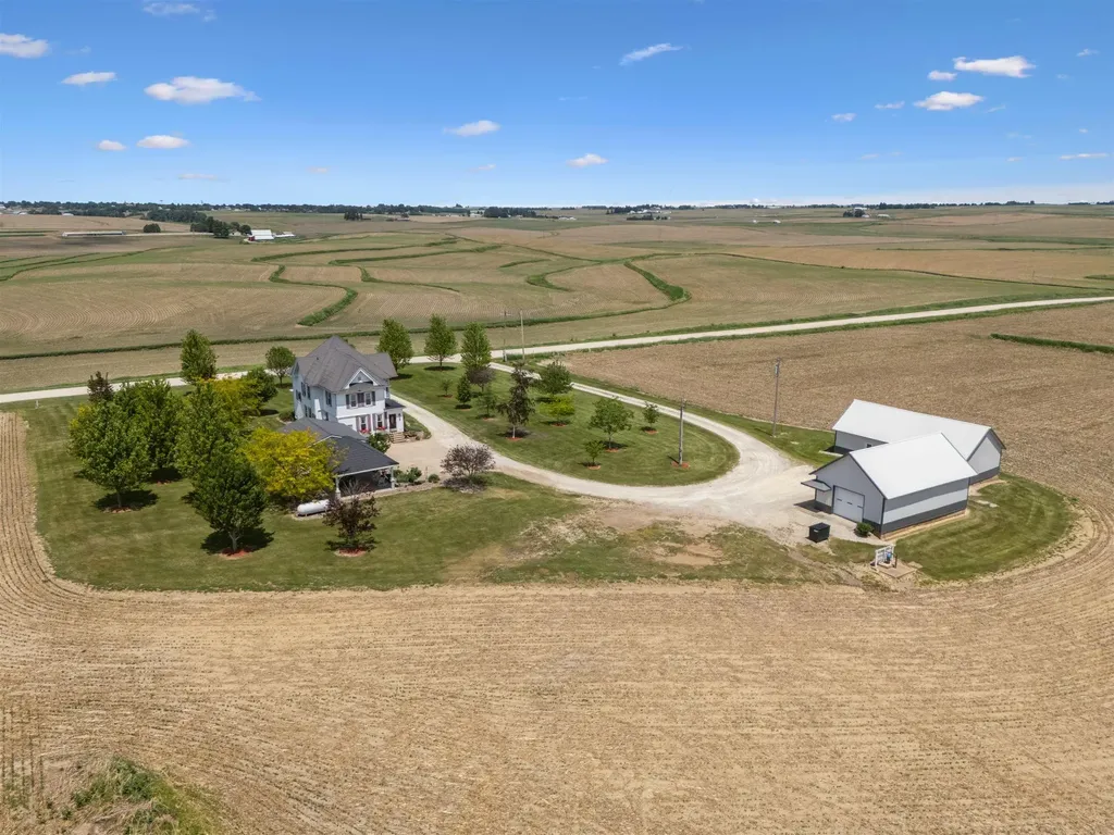 11796 120th Street Postville IA 52162