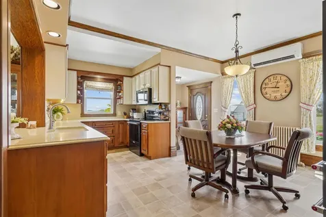 11796 120th Street Postville IA 52162