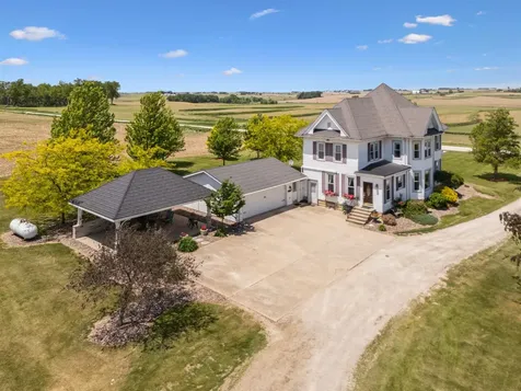 11796 120th Street Postville IA 52162