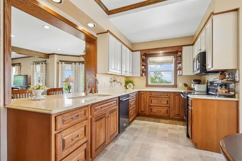 11796 120th Street Postville IA 52162