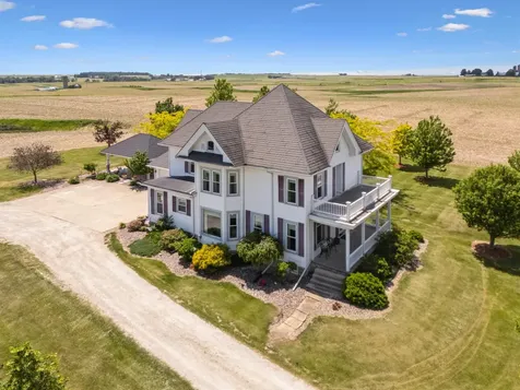 11796 120th Street Postville IA 52162