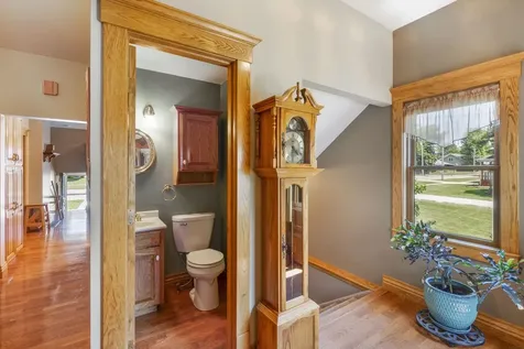 512 Pleasant Street Sumner IA 50674