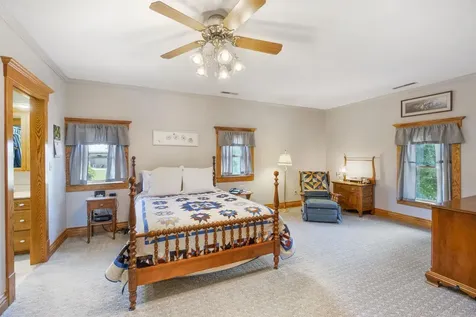 512 Pleasant Street Sumner IA 50674