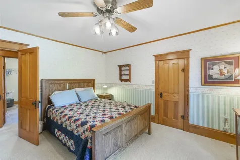 512 Pleasant Street Sumner IA 50674