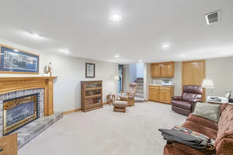 512 Pleasant Street Sumner IA 50674