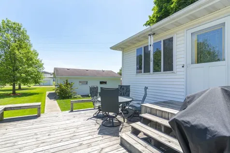512 Pleasant Street Sumner IA 50674