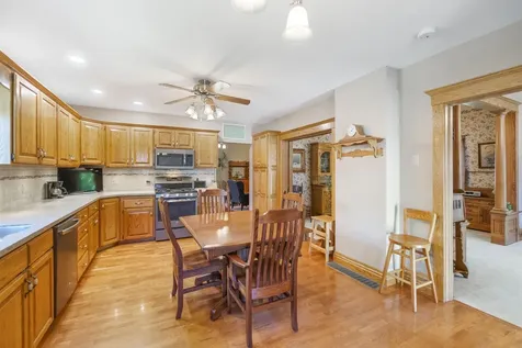 512 Pleasant Street Sumner IA 50674