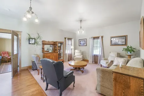 512 Pleasant Street Sumner IA 50674