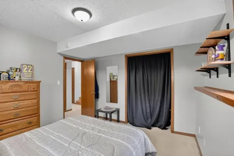3923 Del Matro Road Waterloo IA 50701