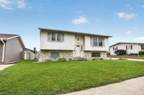 3923 Del Matro Road Waterloo IA 50701