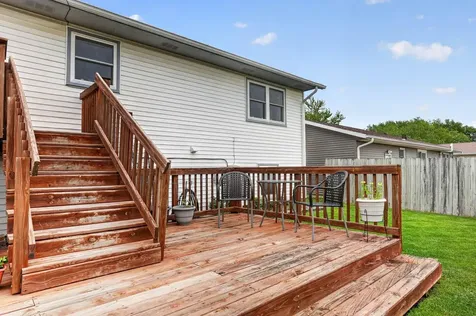 3923 Del Matro Road Waterloo IA 50701
