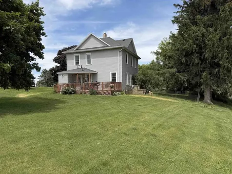 110 Suttle Creek Road Monona IA 52159