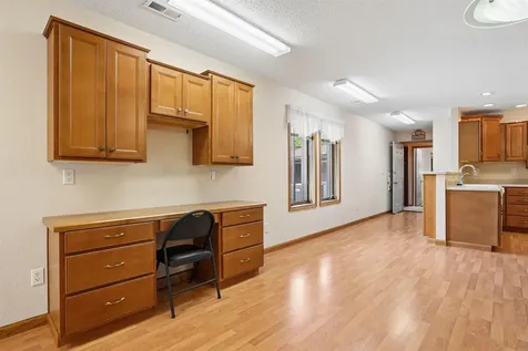 5309-5311 Blue Bonnet Drive Waterloo IA 50702
