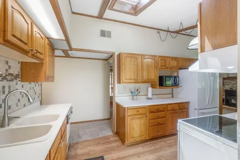 1323 195th Street Waverly IA 50677