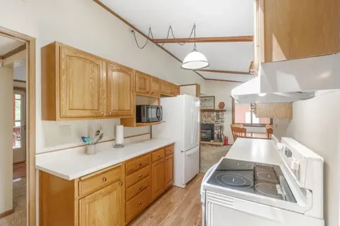 1323 195th Street Waverly IA 50677