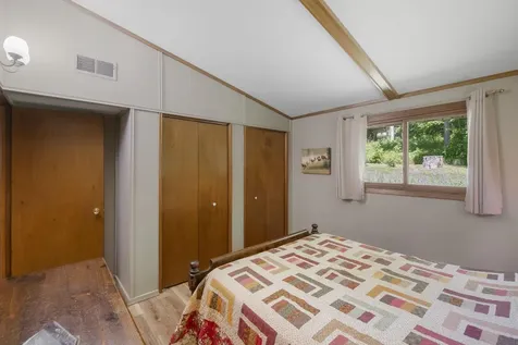 1323 195th Street Waverly IA 50677