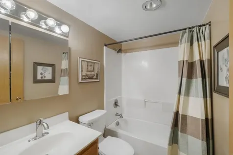 1323 195th Street Waverly IA 50677