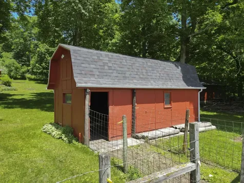 1323 195th Street Waverly IA 50677