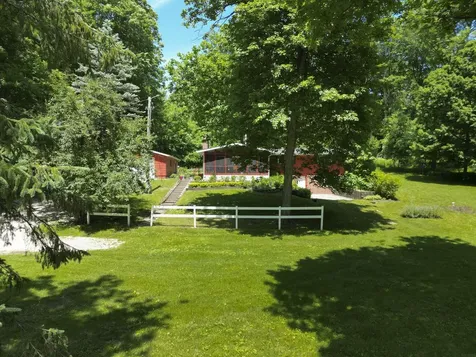 1323 195th Street Waverly IA 50677