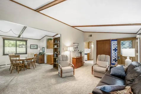 1323 195th Street Waverly IA 50677