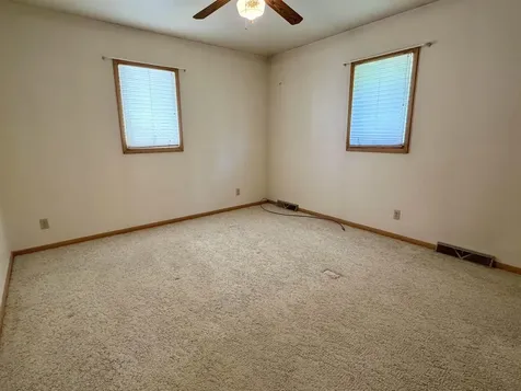 1107 4th Avenue Ackley IA 50601