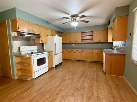 1107 4th Avenue Ackley IA 50601
