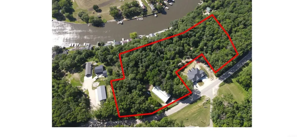 2587 210th Avenue Delhi IA 52223