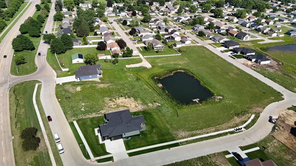 4513 Luke Street Cedar Falls IA 50613