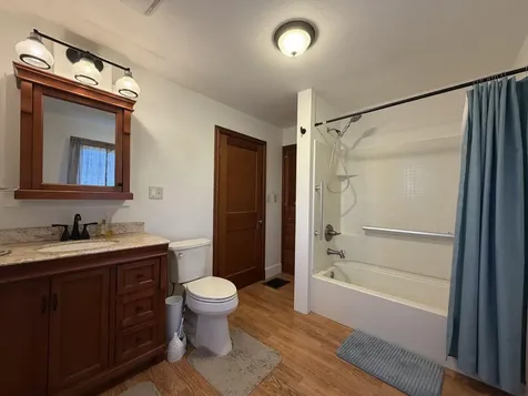 1542 V Avenue Dysart IA 52224