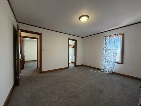 1542 V Avenue Dysart IA 52224