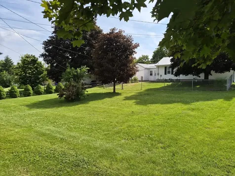 28 9th Avenue SE Oelwein IA 50662