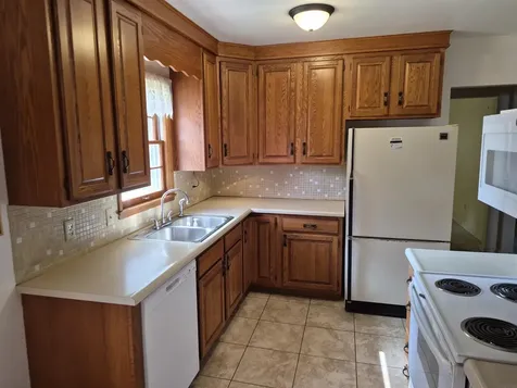28 9th Avenue SE Oelwein IA 50662