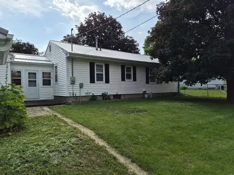 28 9th Avenue SE Oelwein IA 50662