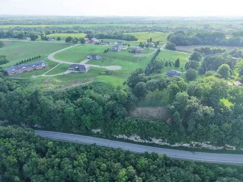 137 Royal Oaks Court Guttenberg IA 52052