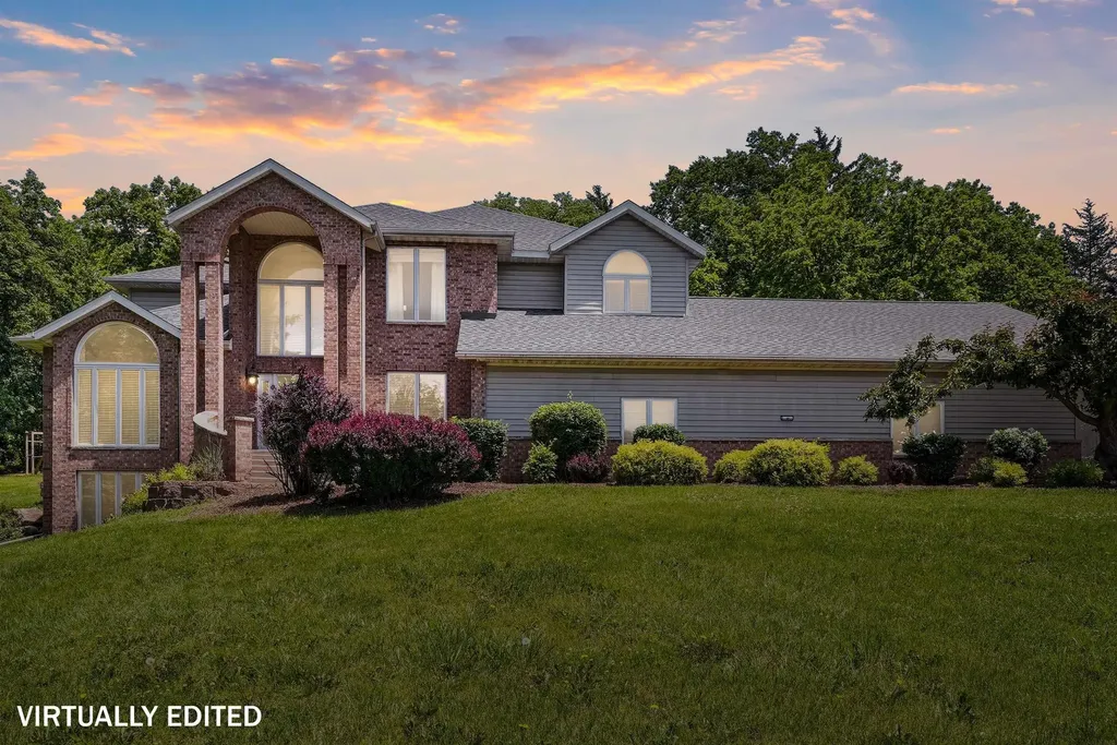 106 NE 12th Street Waverly IA 50677