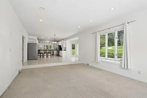 106 NE 12th Street Waverly IA 50677