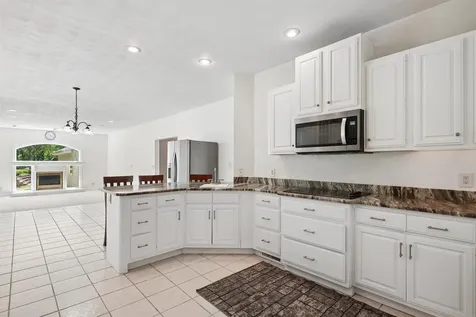 106 NE 12th Street Waverly IA 50677