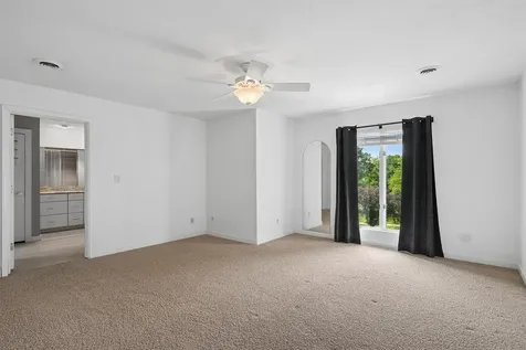 106 NE 12th Street Waverly IA 50677