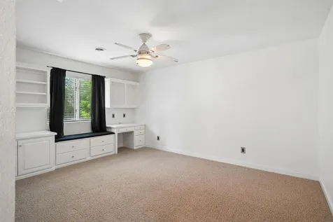 106 NE 12th Street Waverly IA 50677