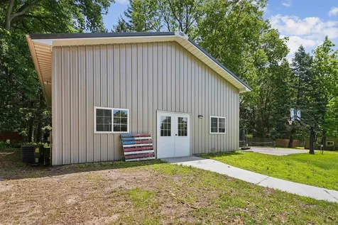 106 NE 12th Street Waverly IA 50677