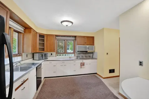1720 Belle Avenue Cedar Falls IA 50613