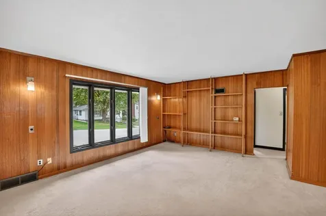 1720 Belle Avenue Cedar Falls IA 50613