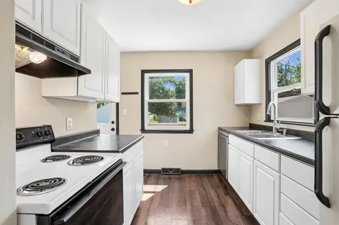 519 Kirkwood Avenue Waterloo IA 50701